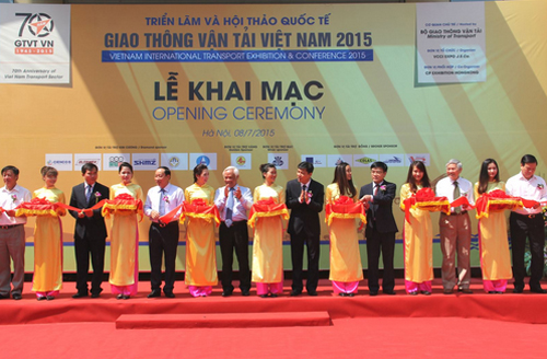 Khai mạc Triển lãm và Hội thảo quốc tế Giao thông vận tải Việt Nam năm 2015
